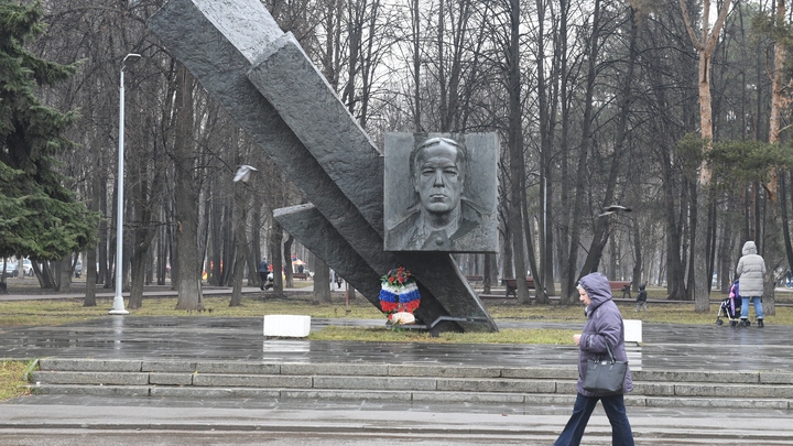 Хотят сделать так, чтобы мы забыли историю: Адвокат внука Карбышева - о продвижении дела против ТНТ