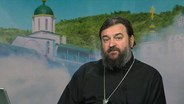 Чистого праздника, который не требует алкоголя или обильной трапезы: Протоиерей Андрей Ткачев обратился к верующим в Пасху