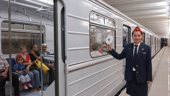 Какие микробы живут в московском метро: Учёные рассказали, что им удалось найти