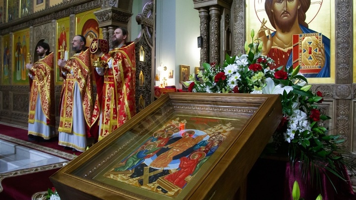 Свыше 170 тысяч челябинцев побывали он-лайн на пасхальных службах