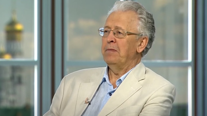 Центробанк сам отдал русское золото Англии, это преступление - Катасонов