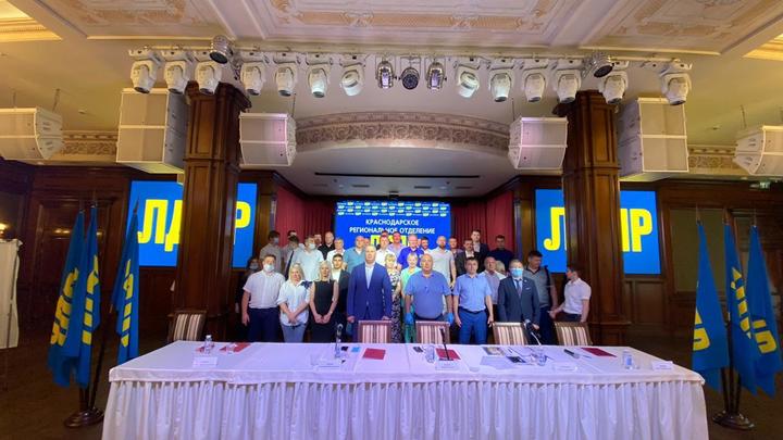 У Вениамина Кондратьева появился второй соперник за губернаторское кресло