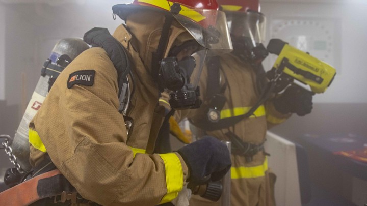 На ММК в цехе было факельное горение