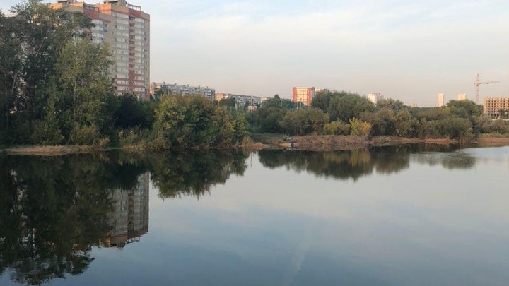 Из реки Миасс в центре Челябинска достали восемь тысяч кубов мусора