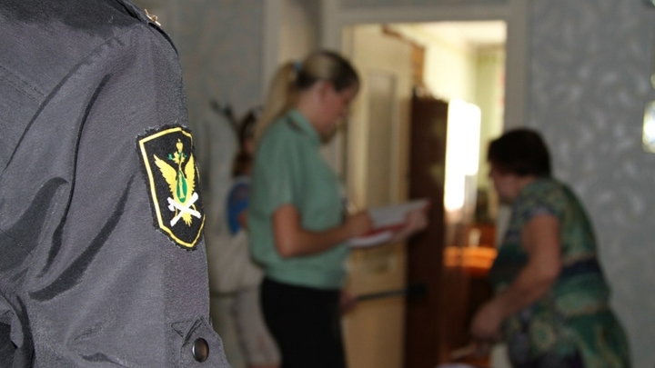 С новосибирских должников за половину 2020 года взыскали более 3 млрд рублей
