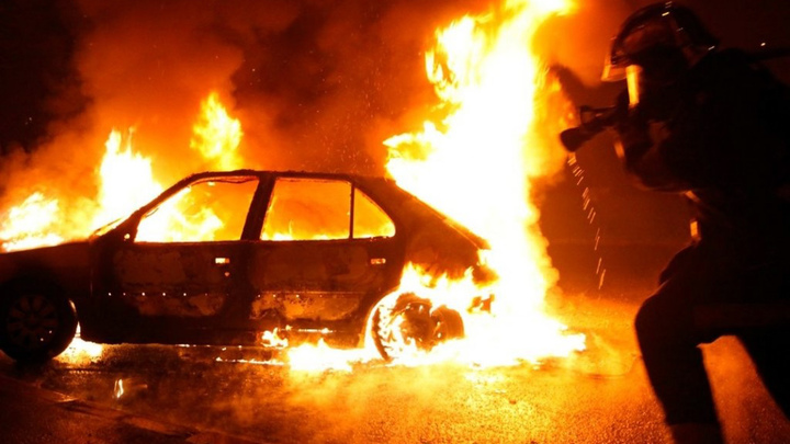 Почему во Владимирской и Ивановской областях горят автомобили