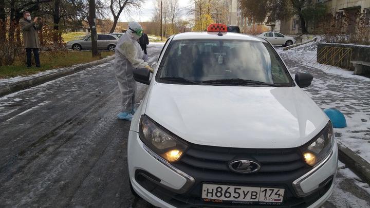 В Челябинске автомобили Яндекс.Такси оборудовали для перевозки врачей