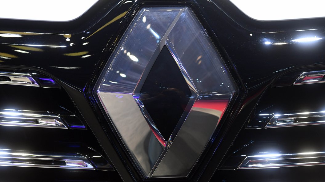 Названа российская цена на стильный кроссовер Renault Koleos Названа российская цена на стильный кроссовер Renault Koleos