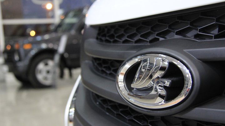 Продажи отечественного концерна АвтоВАЗ в России выросли на четверть