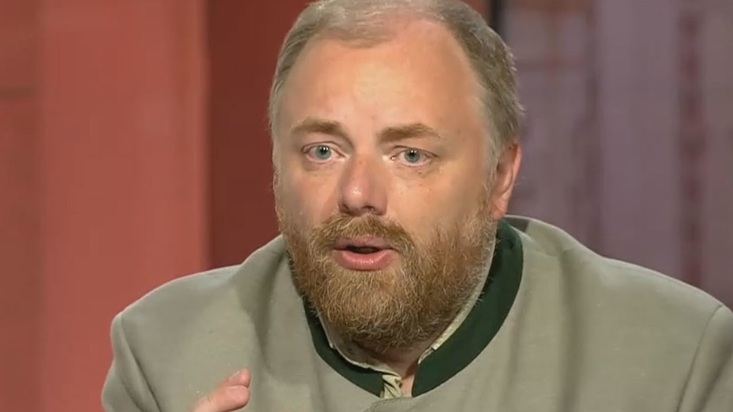 Холмогоров: Глазунов осознавал, что распад государства будет равнозначен распаду народа Холмогоров: Глазунов осознавал, что распад государства будет равнозначен распаду народа