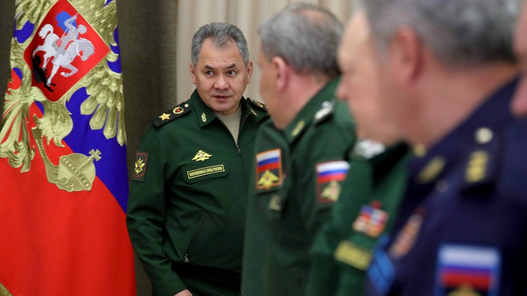 Шойгу объявил оперативный сбор руководителей ВС России Шойгу объявил оперативный сбор руководителей ВС России