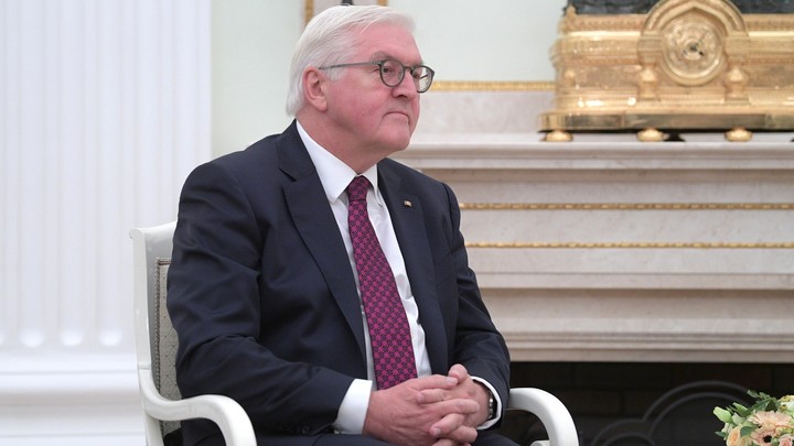 Президент Германии Франк-Вальтер Штайнмайер отменил завтрашний визит в Киев