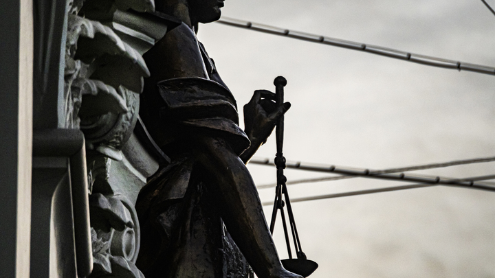 Преступление есть, наказания - нет: Мигрант из Таджикистана соблазнял 12-летнюю школьницу