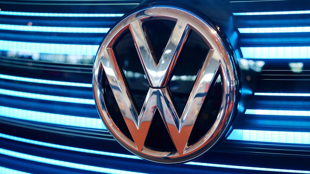 Названа цена на спецверсию популярнейшего кроссовера Volkswagen Touareg в России Названа цена на спецверсию популярнейшего кроссовера Volkswagen Touareg в России