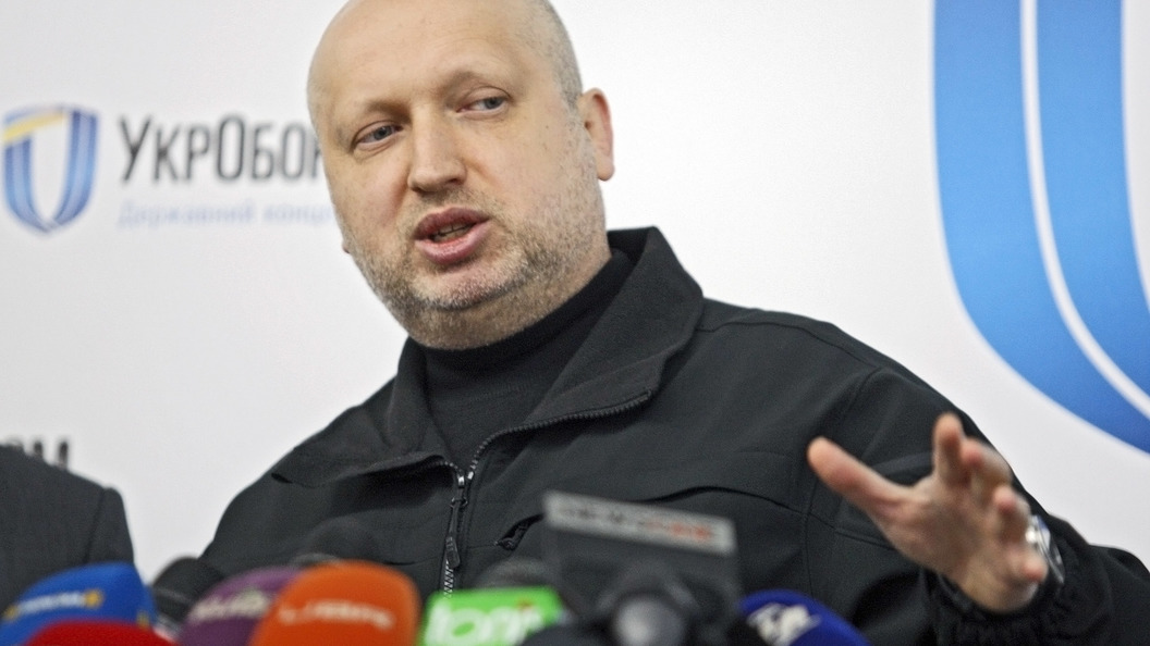 Турчинов посоветовал главе Южмаша пользоваться спецсвязью для защиты от пранкеров Турчинов посоветовал главе Южмаша пользоваться спецсвязью для защиты от пранкеров