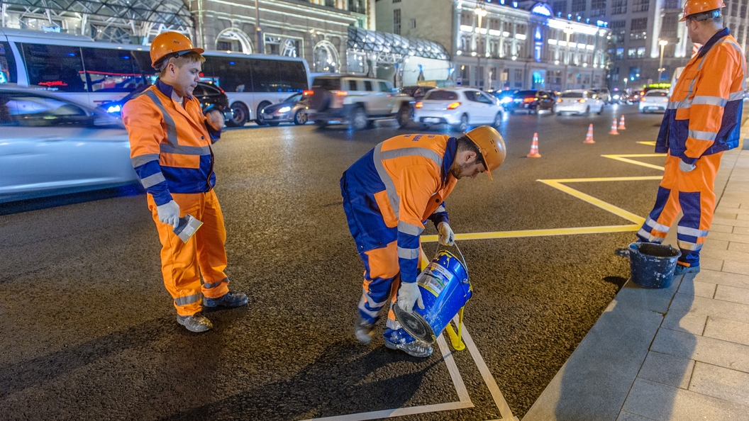 Цветная разметка в Москве поможет сократить число дорожных знаков Цветная разметка в Москве поможет сократить число дорожных знаков