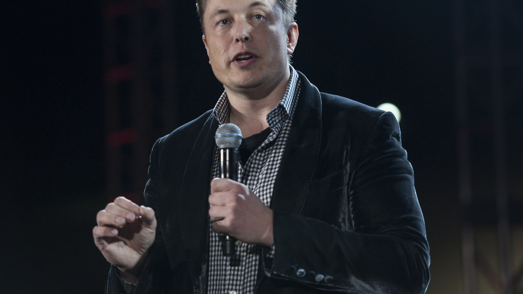 Скафандр от SpaceX прошел первые испытания Скафандр от SpaceX прошел первые испытания