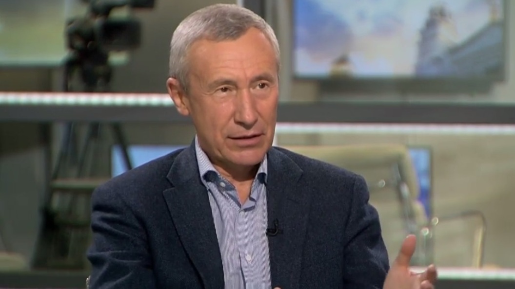 Андрей Климов: США не хватает рук оформлять визы в России из-за дипломатов, работающих не по профилю Андрей Климов: США не хватает рук оформлять визы в России из-за дипломатов, работающих не по профилю