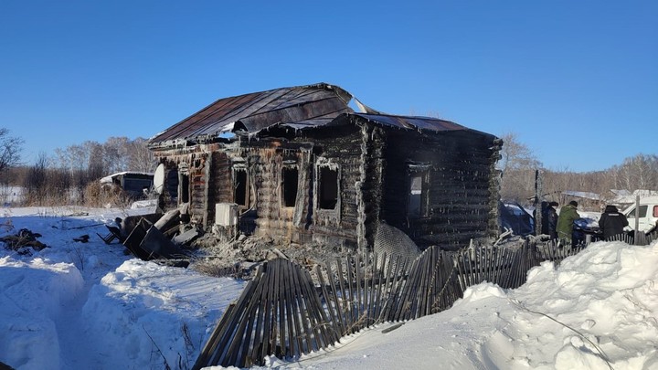 Отец погибших при пожаре в Новосибирской области детей рассказал о случившемся