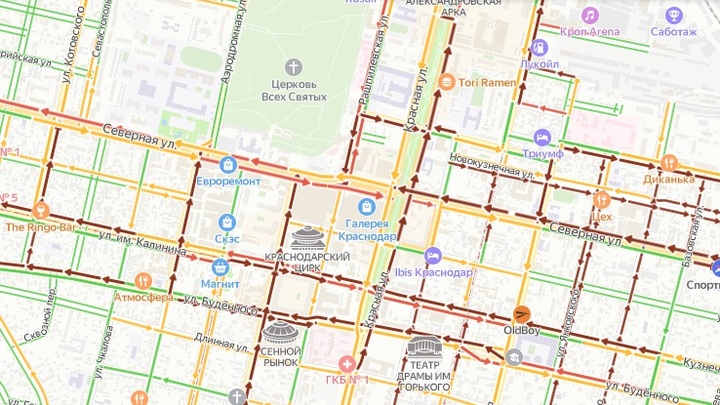 Из-за продолжительного дождя Краснодар стоит в 9-балльных пробках