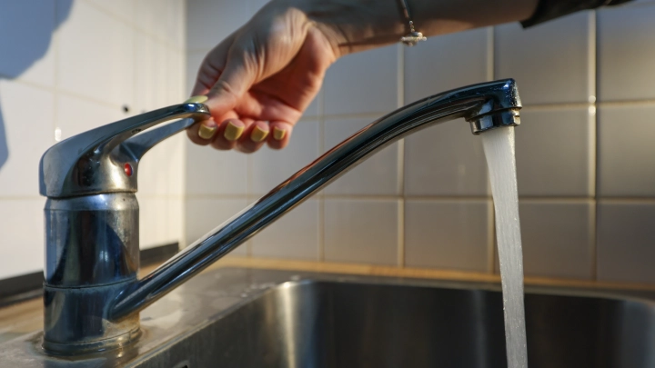Жители Бревенника получат чистую пресную воду: на остров протянут водопровод