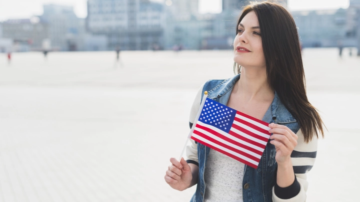 Вскрылась позорная правда о жизни русских релокантов в США: Покупают лекарства за 60 тысяч вместо 400 рублей - и рады