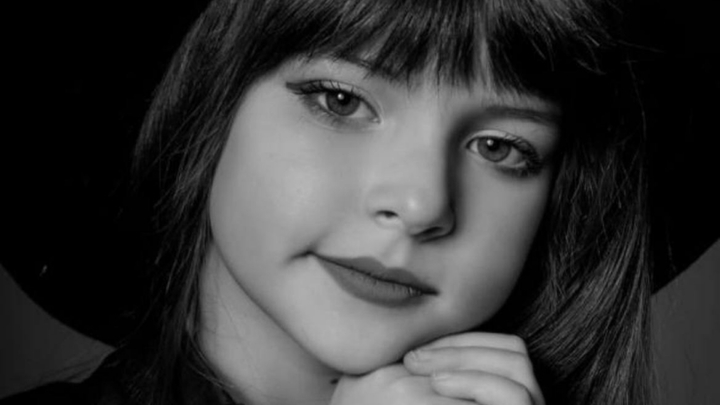 В Крымске похоронили 8-летнюю девочку, погибшую при ракетном обстреле Севастополя