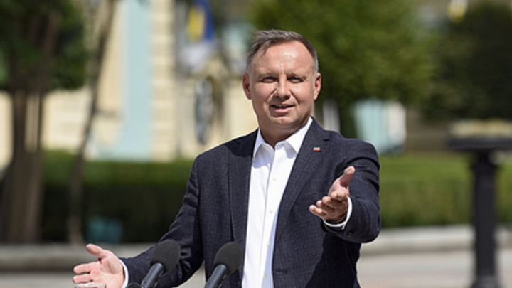 Президент Польши потребовал от России репараций Украине