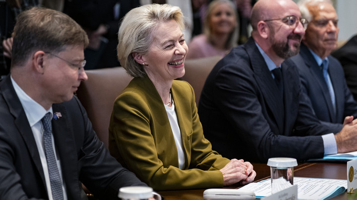 Bloomberg: главы ЕК и ЕП позорно поссорились из-за войны Израиля