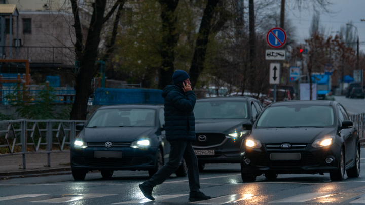 В Бендерах на видео попал пешеход, шагнувший прямо под автобус