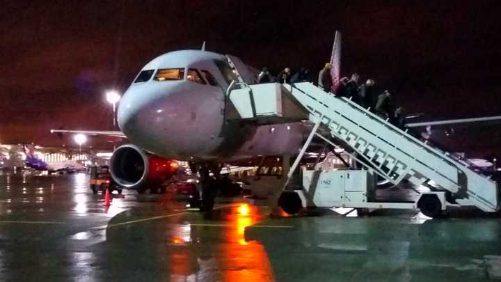 В Кольцово задержали самолет Екатеринбург — Москва из-за поломки