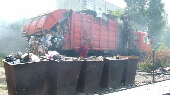 В Новосибирской области резко снизят тариф на вывоз мусора