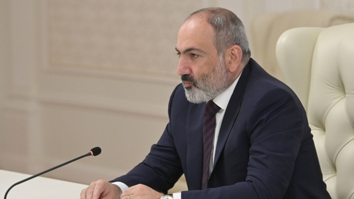 Пашинян поставил конкретную задачу перед спецслужбами на фоне агрессии Азербайджана