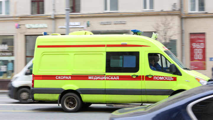 Школьник сломал позвоночник после падения с опасного моста в Екатеринбурге