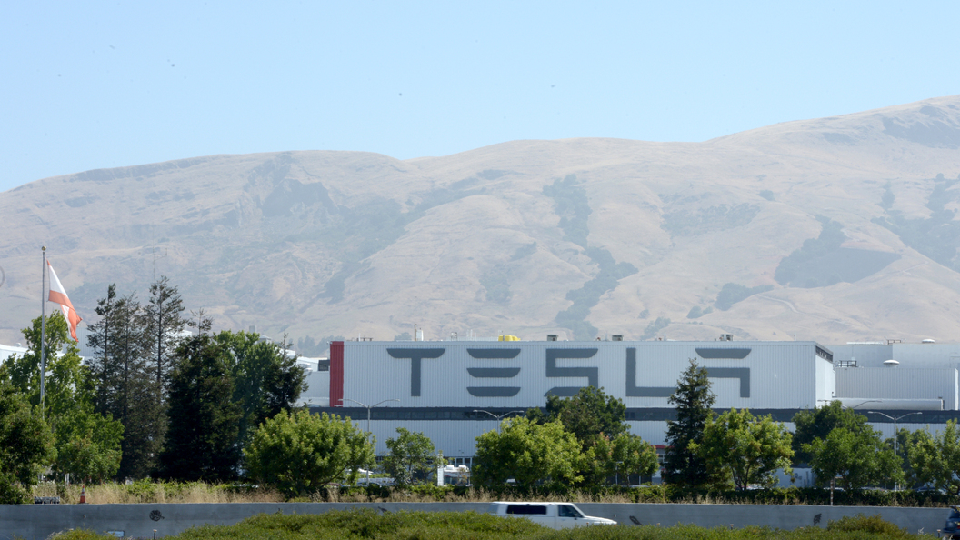 Создатель электромобилей Tesla потребовал от ООН запретить создание роботов-убийц Создатель электромобилей Tesla потребовал от ООН запретить создание роботов-убийц