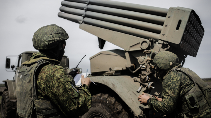 ВС России продолжают продвигаться вглубь  украинской обороны в Харьковской области