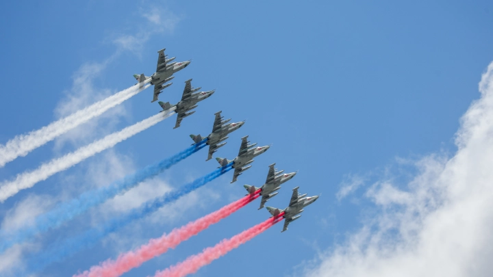 Судзуки назвал профессионалами переговорщиков РФ Судзуки назвал профессионалами переговорщиков РФ