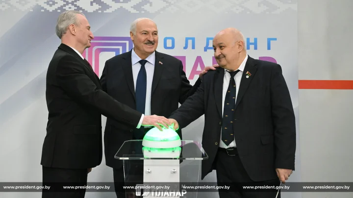 Всех опередил: Собчак сыронизировала над Лукашенко из-за похвалы Авакову