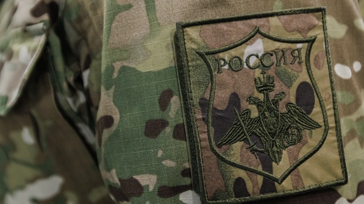 Бойца Ахмата, устроившего драку у бассейна в Луганске, отправили на передовую