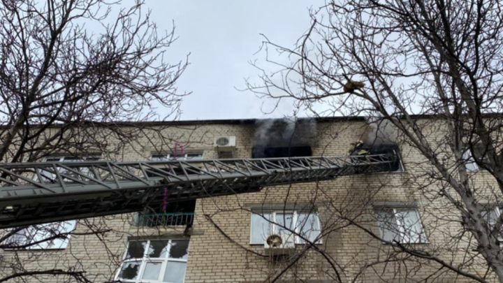 В Армавире из-за пожара в многоэтажке эвакуировали 170 жильцов