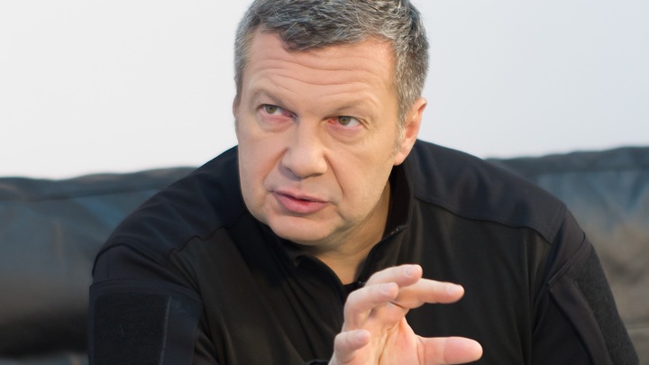 Так вы кто, Гордон? Фашист! Украинский эксперт заявил у Соловьёва о подонках и мразях в Киеве Так вы кто, Гордон? Фашист! Украинский эксперт заявил у Соловьёва о подонках и мразях в Киеве