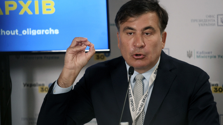 Саакашвили решил прекратить голодовку: Виноваты снова русские