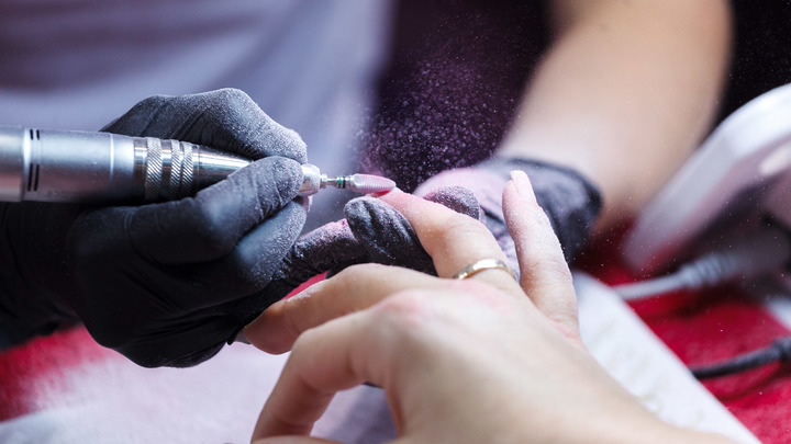 Как можно скорее: Врач назвала две весомые причины бросить детскую привычку