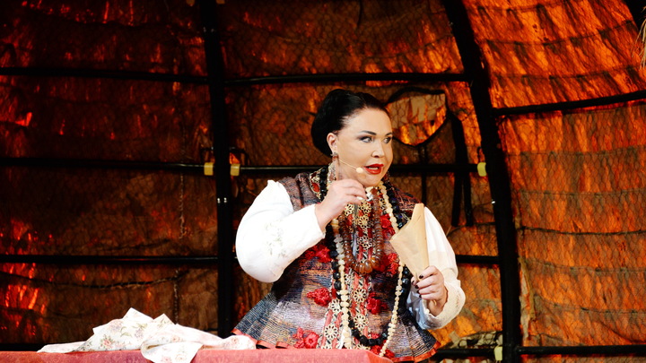 Ныряю в прорубь, обнимаю берёзы: Надежда Бабкина дала жару, перепев Инстасамку 