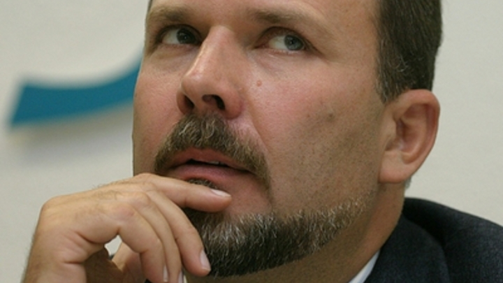 Обвинённого в присвоении 700 миллионов рублей экс-губернатора отправили под подписку о невыезде