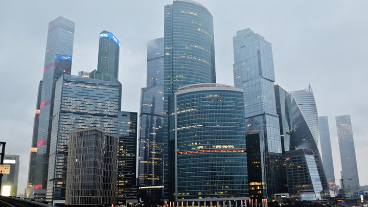 Москву-сити в 4 утра снова атаковал украинский беспилотник «Бобер»
