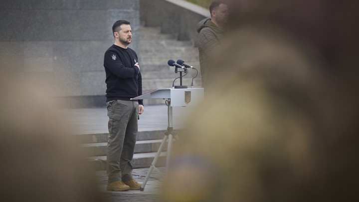 Зеленский получил удар с тыла. Начались тихие расправы над военными