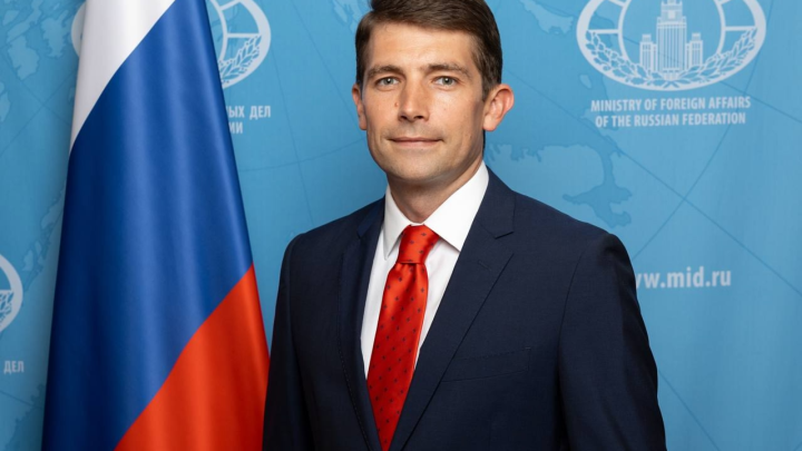 Застрявшие в Дубае туристы из России требовали лобстеров и чёрную икру