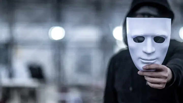 Заглянули в паспорт - ахнули: Особо опасного шпиона поймали на Украине. СБУ лютует - шьют всё, что только могут