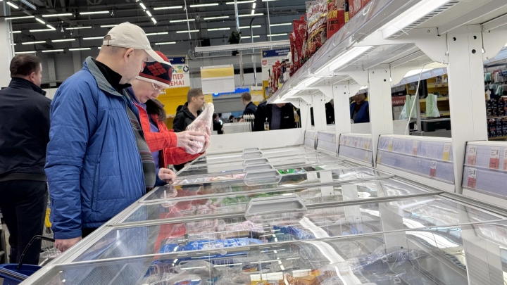 Исчезновение курицы в новосибирских магазинах: Минпромторг отчитался о решении проблемы